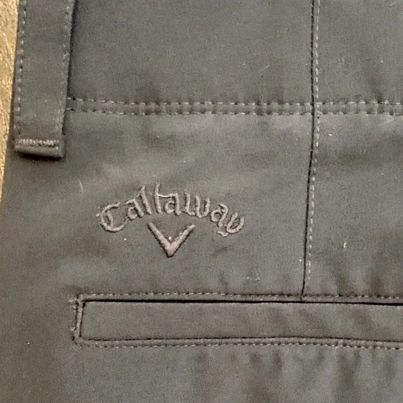 Callaway Men's Dark Gray Flat Front Golf Shorts Size 34 - Picture 3 of 3
